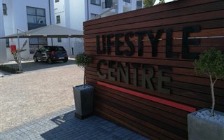 1 Bedroom Apartment in Parklands North