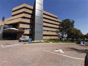 700 m² Commercial space in Randburg Central