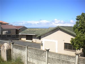 4 Bed House in Uvongo