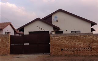 3 Bedroom House in Kagiso