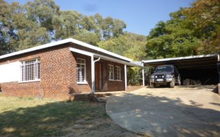 2 Bedroom House in Ruimsig