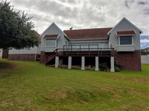 2 Bed House in Blue Horizon Bay