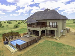 4 Bed House in Zebula Golf Estate