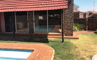 2 Bedroom Simplex in Allens Nek