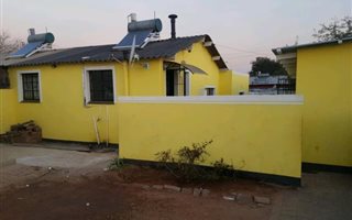 2 Bedroom House in Eldorado Park