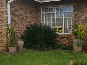 3 Bed Townhouse in Arcon Park