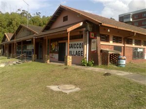 735 m² Commercial space in Saiccor