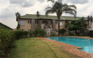 2 Bedroom Townhouse in Norkem Park
