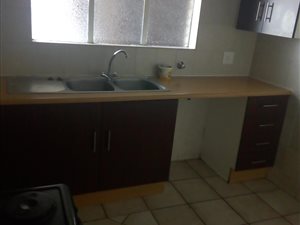 1 Bed Apartment in Springs Central
