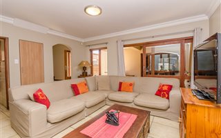 3 Bedroom Townhouse in Bronberg