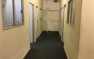 817 m² Office Space in Dainfern