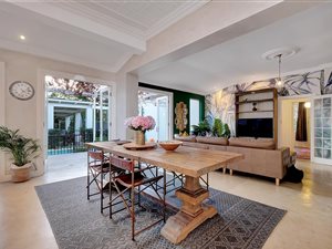 4 Bed House in Parkwood