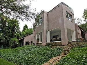 5 Bed House in Hurlingham