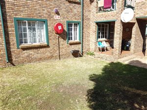 2 Bed Townhouse in Rietvalleirand