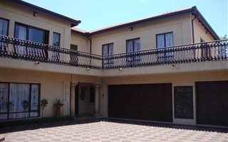 4 Bedroom Cluster in Witbank