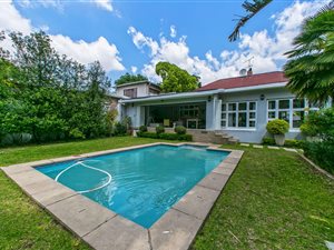 4 Bed House in Greenside