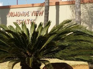 2 Bedroom House in Aeroton