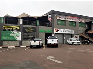 800 m² Commercial space in Lambton