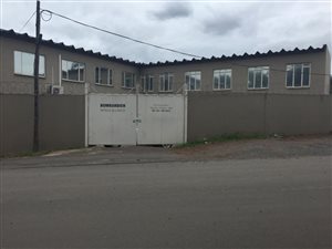 600 m² Industrial space in Sea View