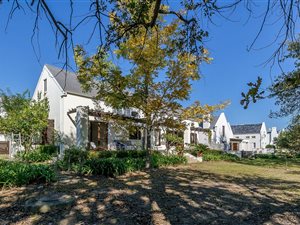 4 Bed House in De Zalze