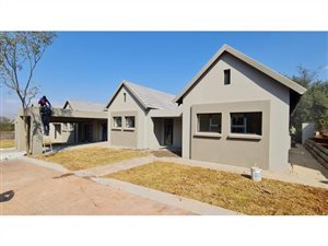 2 Bed House in Leloko