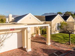 3 Bed House in Constantia