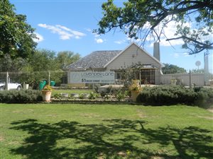 7 Bed House in Top Town