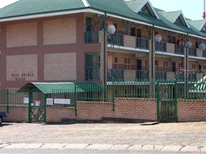 2 Bed Apartment in White River Central