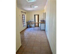 1 Bed Garden Cottage in Melville