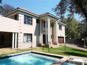 4 Bed Cluster in Houghton Estate