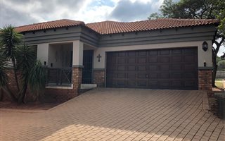 3 Bedroom House in Murrayfield