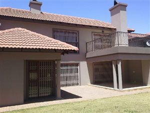 4 Bed House in Emfuleni Golf Estate