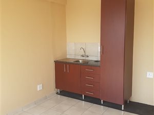 2 Bed Apartment in Yeoville