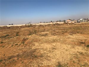 1640 m² Land available in Kaydale
