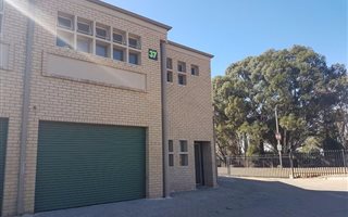 220 m² Industrial space in Bartlett