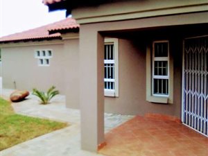 4 Bed House in Lady Selborne