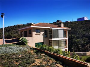 4 Bed House in Boland Park
