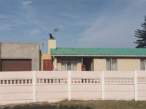 4 Bed House in Vanguard