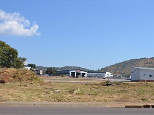 9418 m² Land available in Waterval East
