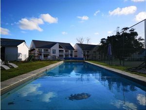 2 Bed Apartment in Emberton Estate