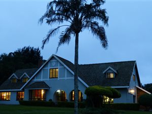6 Bed House in Winston Park