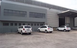1159 m² Industrial space in Briardene