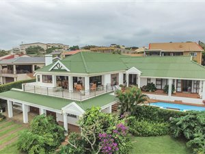 4 Bed House in Uvongo