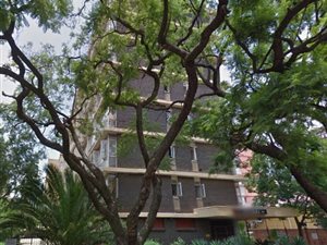 3 Bed Flat in Sunnyside