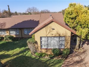 3 Bed House in Highway Gardens