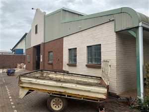 430 m² Industrial space in Hennopspark