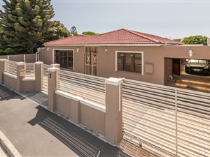 5 Bed House in Kenwyn