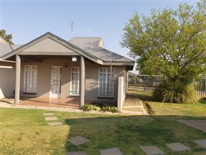 2 Bed Townhouse in Grimbeek Park