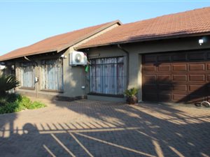 3 Bed House in Modder East