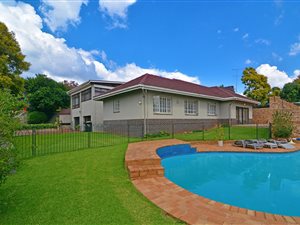 5 Bed House in Sunningdale